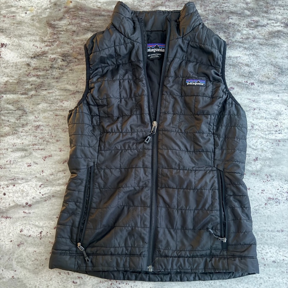 Patagonia Women's Black Quilted Vest